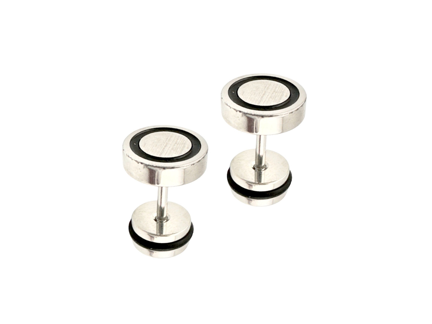 Stud earring with a luxurious colours black and white finish MK Trendy